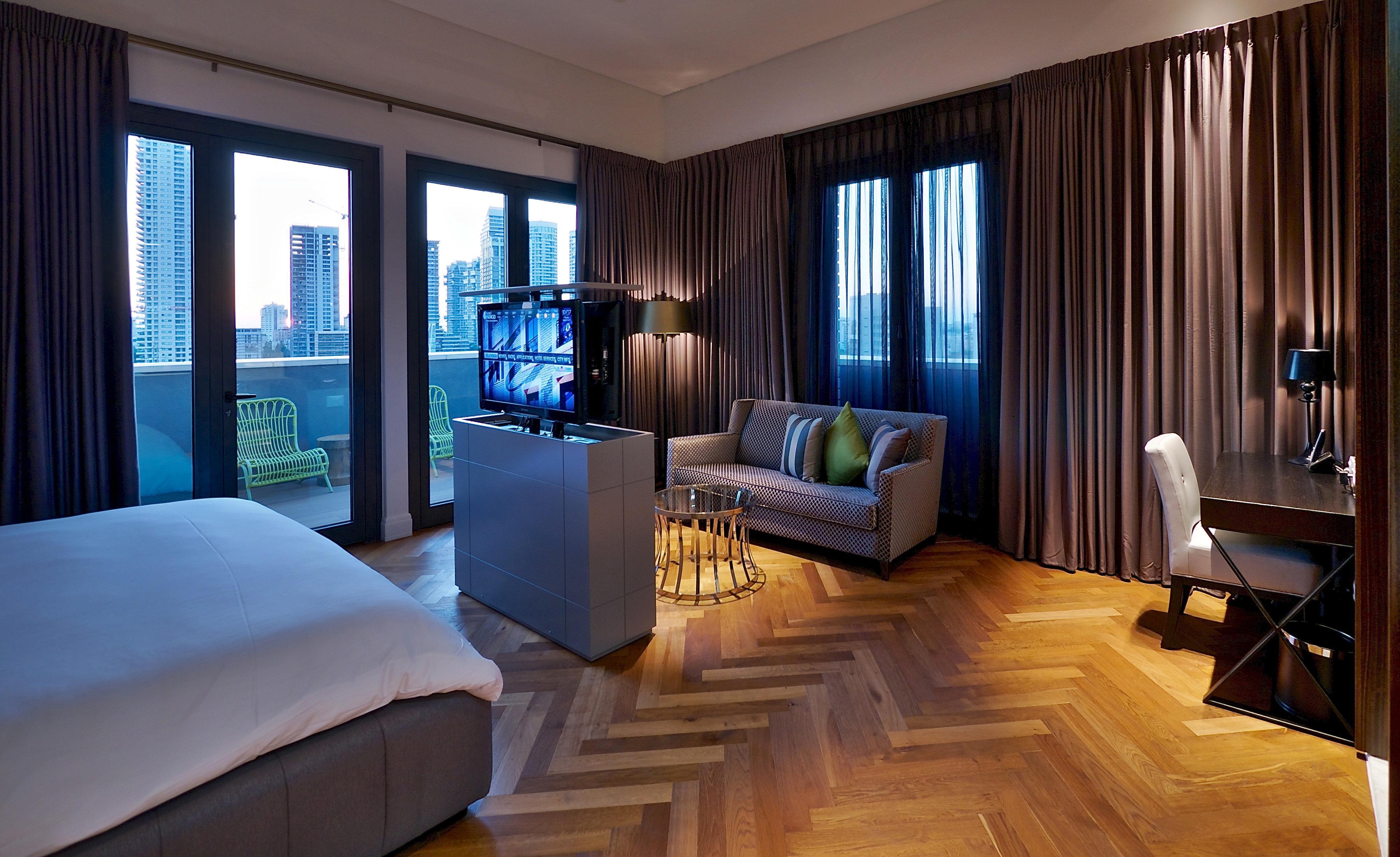 Hotel Indigo Tel Aviv - Diamond District By Ihg Giv'atayim Luaran gambar A suite at the hotel