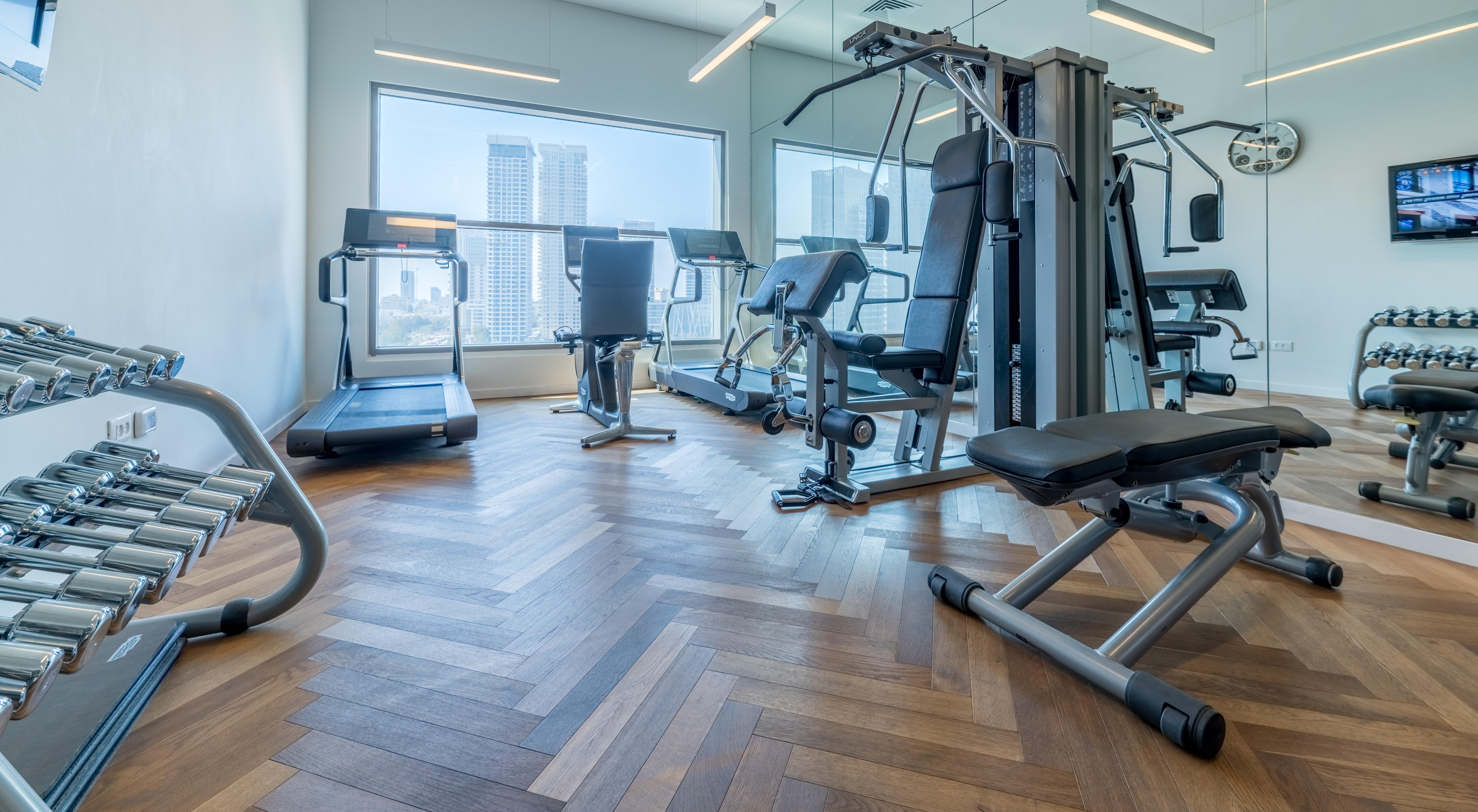 Hotel Indigo Tel Aviv - Diamond District By Ihg Giv'atayim Luaran gambar The gym at the hotel